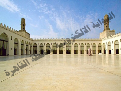 جامع الحاكم بأمر الله .. ثاني أكبر مساجد القاهرة