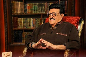 "بوابة الأهرام" تكشف آخر تطورات الحالة الصحية للفنان سميرغانم