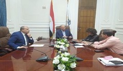 محافظ القاهرة يلتقي رئيس جمعية تواصل للتنمية لتطوير "جبخانة محمد علي"