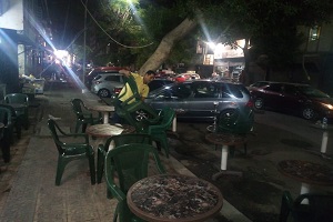 حملة مسائية على المقاهي بالحي