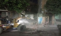 هدم عقار بشارع كامل صدقي للخطورة الداهمة