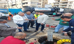 إصلاح كسر بخط مياه بتقاطع شارع متحف المنيل مع شارع الملك الصالح