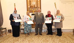 محافظ القاهرة يستقبل 4 حاصلات على لقب سفراء الأكاديمية الوطنية للتدريب