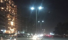 إصلاح كابلات وأسلاك هوائية بشارع حسن حامد بالمنطقة العاشرة