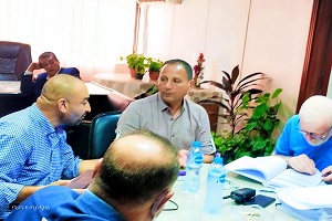 رئيس نظافة القاهرة يناقش تنفيذ المنظومة الجديدة بالمنطقة الشرقية