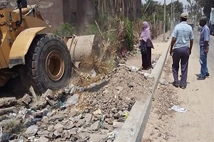 إزالة التعديات من على أرصفة التبين‎