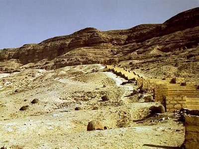 اليوم.. جولة افتراضية داخل موقع جبانة بني حسن الأثرية