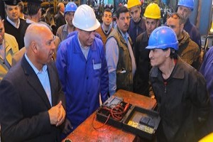 وزير النقل يطالب قيادات السكة الحديد بالإكتفاء بسيارة واحدة وسائق خلال تنقلاتهم