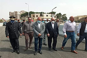 محافظ القاهرة يتفقد المحاور المرورية الجديدة وأماكن الإنتظار الموجودة فى محيطها