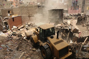 استكمال إزالة المناطق العشوائية بالشرابية ومصر القديمة