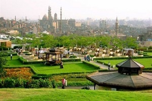 محافظ القاهرة يتفقد مبادرة " حنجملها " بحي المرج