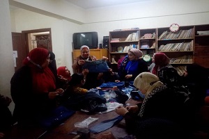 مركز شباب المعادي ينظم ورشة لإعادة تدوير الملابس