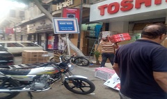 حملة لرفع الإشغالات من شوارع الحي