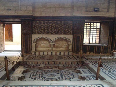 بيت السلحدار