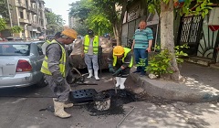 متابعة أعمال صيانة وتطهير بالوعات الصرف الصحى 