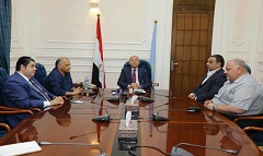 محافظ القاهرة يوجه رؤساء الأحياء الجدد بسرعة إنجاز مصالح المواطنين