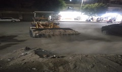 حملة نظافة وتجريد ورفع التراكمات ببعض شوارع الحي