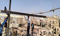 حملة لإيقاف وإزالة أعمال مخالفة بالحي 