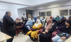 ندوة إرشادية عن "قانون مباشرة الحقوق السياسية" بمركز شباب البساتين