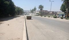 حملات مكثفة لإزالة المخلفات بشوارع وميادين الحي