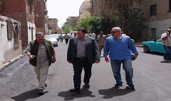 متابعة أعمال الرصف والتطوير الجارية ببعض الشوارع 
