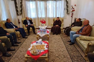 زيارة رئيس الحي للكنيسة الإنجيلية