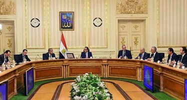مدبولى: تفعيل منظومة التجارة الداخلية لضبط الأسواق والتوسع فى إنشاء السلاسل التجارية