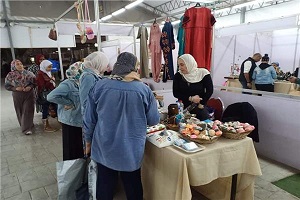 انطلاق معرض منتجات الشباب الحرفية واليدوية بمركز شباب الجزيرة