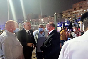 جولة تفقدية لمحافظ القاهرة ومتابعة عمليات إصلاح طفح الصرف الصحى على طريق النصر