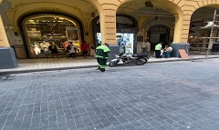 استمرار متابعة نظافة شوارع وحواري الحي