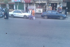 أعمال نظافة بالحي