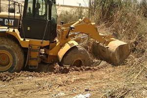 حي 15 مايو ينفذ حملة مكبرة لرفع الاشغالات 