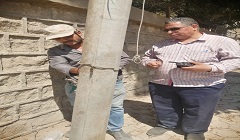 رئيس الحي يتابع رفع كفاءة مستوى الإنارة بالشوارع