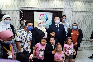 محافظ القاهرة يزور دار السندس للأيتام ويوزع ١٣ طن لحوم على أهالى الأسمرات 