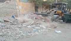 حملات لرفع المخلفات الصلبة وهدم المباني والرتش ببعض شوارع الحي