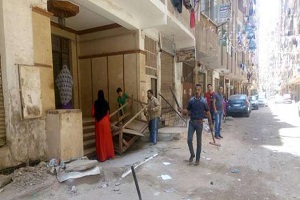 حمله لرفع مخلفات "رتش" بشارع البرهان 