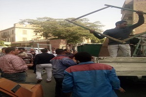 حملة لرفع مخلفات كسر ماسورة زيت كابل كهرباء