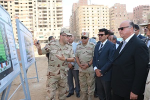 محافظ القاهرة ووزير الشباب يتفقدان مشروع اهالينا 2 بحي السلام أول