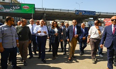 وزيرة التنمية المحلية ومحافظ القاهرة يتفقدان المرحلة الأولى من تطوير سوق العتبة