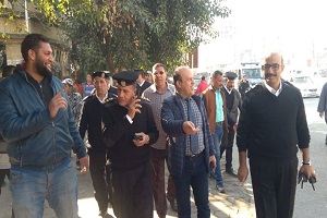 حملة مكبرة لرفع الإشغالات بشوارع الحي