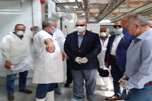 محافظ القاهرة يتفقد أعمال التشغيل التجريبي لمجزر 15 مايو