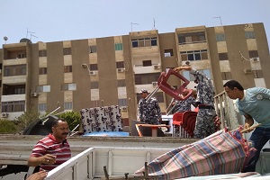 حملة لرفع جميع المخلفات والإشغالات بشوارع الحي