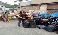 حملة مكبرة لرفع الإشغالات من الحي