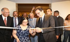 "وزير الثقافة يفتتح أول معرض للفنانة "مريم وجيه