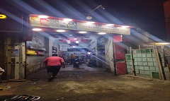 غلق وتشميع محل تغيير زيوت بدون ترخيص بشارع الرفاعي