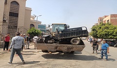 التواجد الميداني لمتابعة حالة النظافة ورفع الاشغالات بالحي