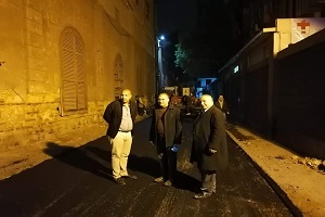 تفقد أعمال الأسفلت بشوارع الحي