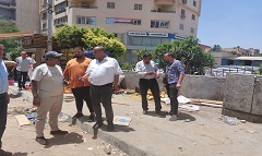 متابعة سير العمل والتأكد من الالتزام بإجراءات السلامة والصحة