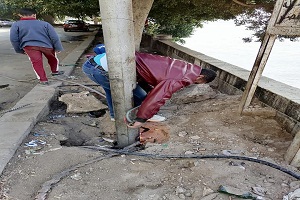 حملة لرفع كفاءة الإنارة ببعض مناطق الحي