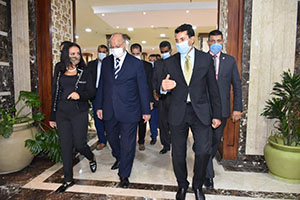 جولة محافظ القاهرة يشهد ختام فعاليات دورى " لأنى رجل "